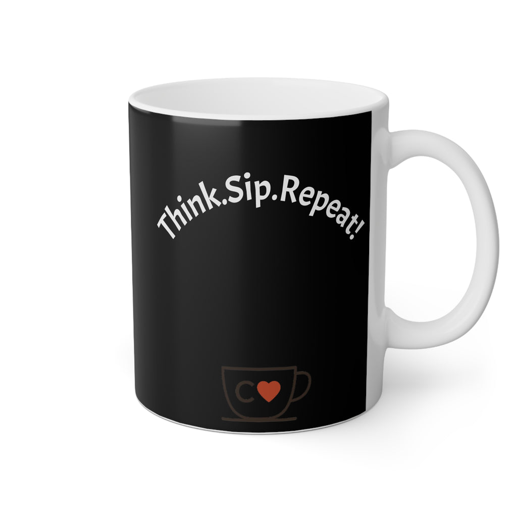 Tazza (Mug) in ceramica bianca su stampa neracon scritta Think. Sip. Repeat 330 ml con disegno geometrico minimal